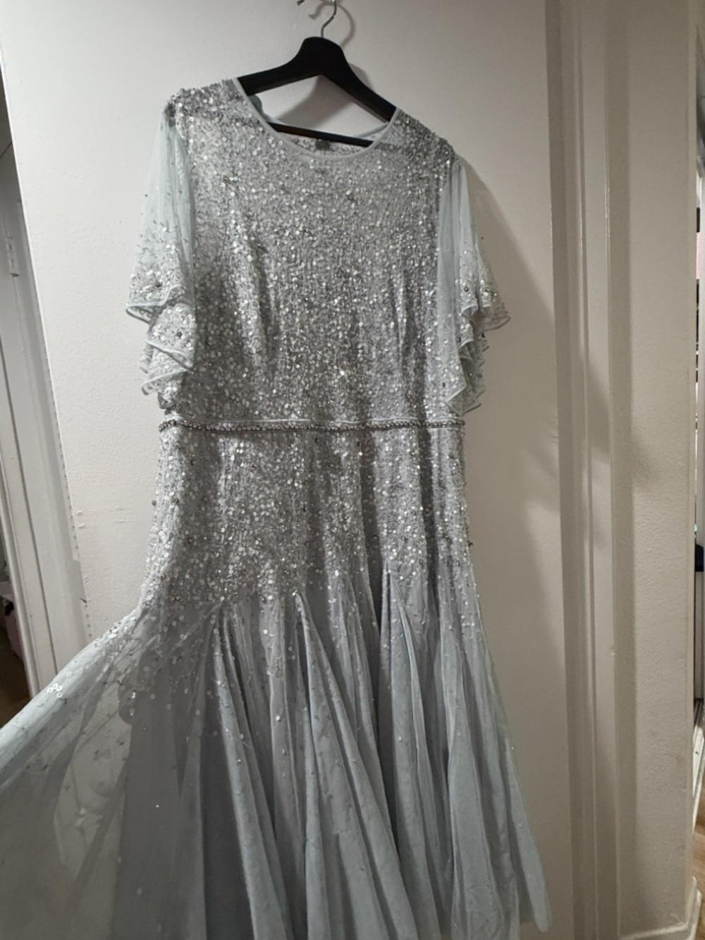 NWT:Flutter cape Sleeve Beaded Tea Length Drop Waist Dress - a few loose threads - Picture 12 of 13